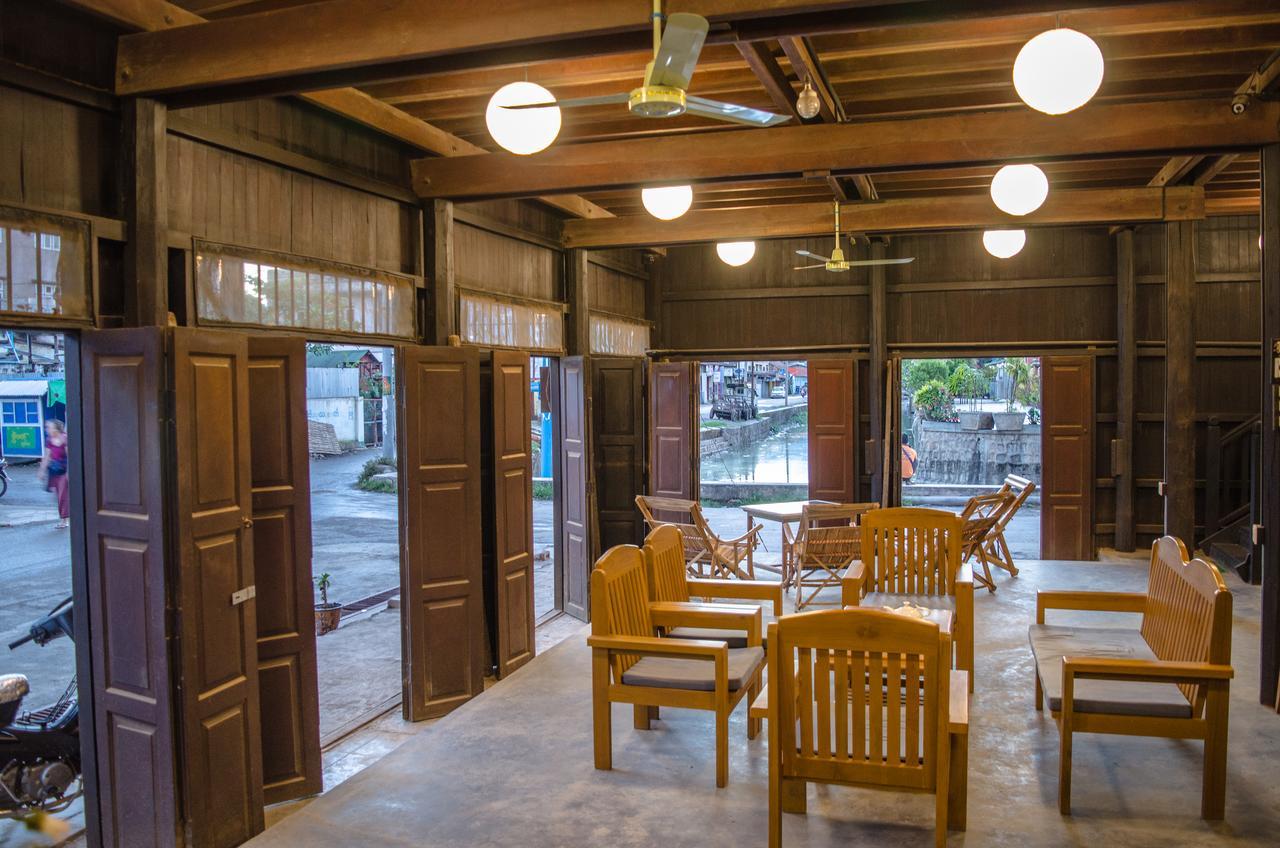 ניאונגשווה Hardwood Lodge מראה חיצוני תמונה
